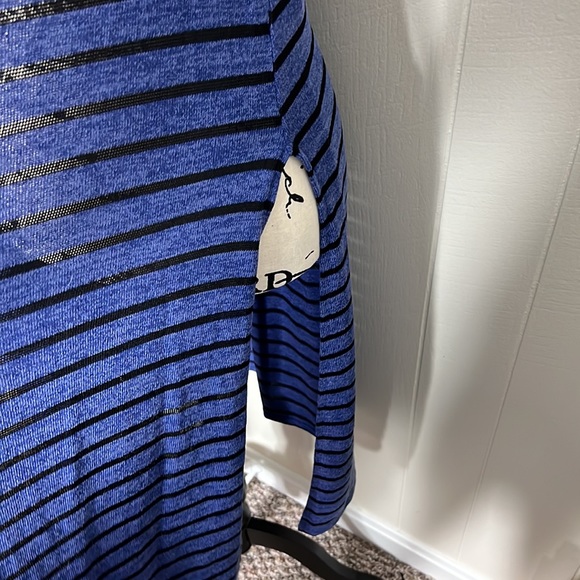 LuLaRoe Joy Sleeveless Kimono - Picture 4 of 5